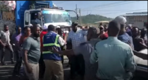 mogoka traders fighting with police